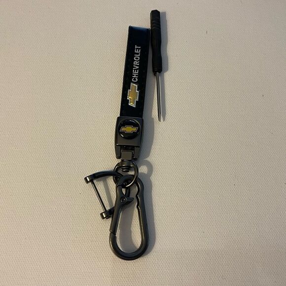 Chevrolet Key Fob Keychain in Black Leather with Logo NWT - Picture 1 of 4